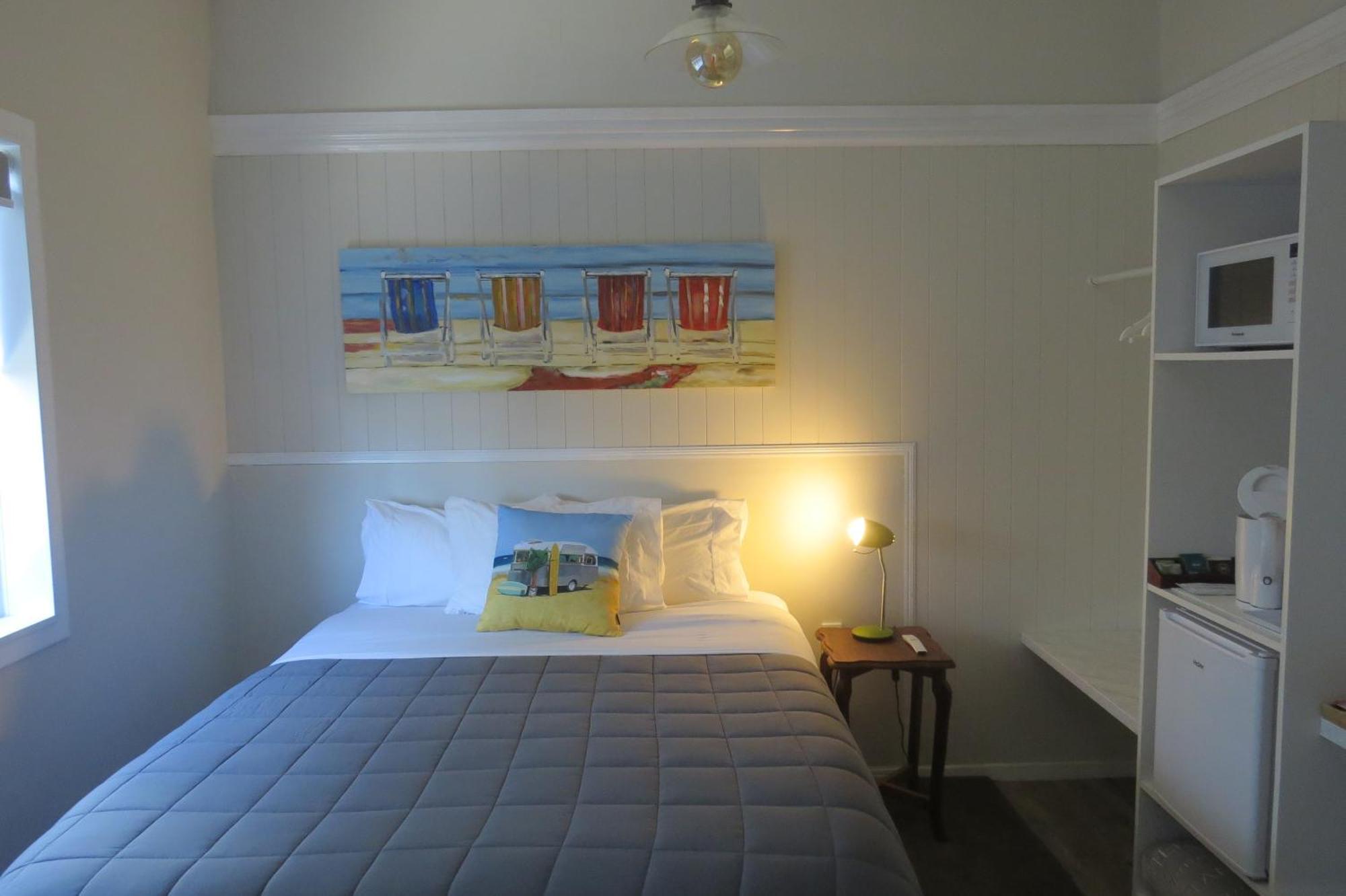 Two Palms Hotel Gisborne Exterior photo